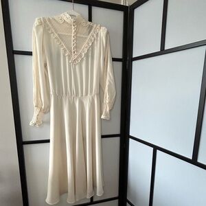[S] Vintage Creme Sheer Wedding Dress w/ Hand Embroidered Pearl Lace Neckline
